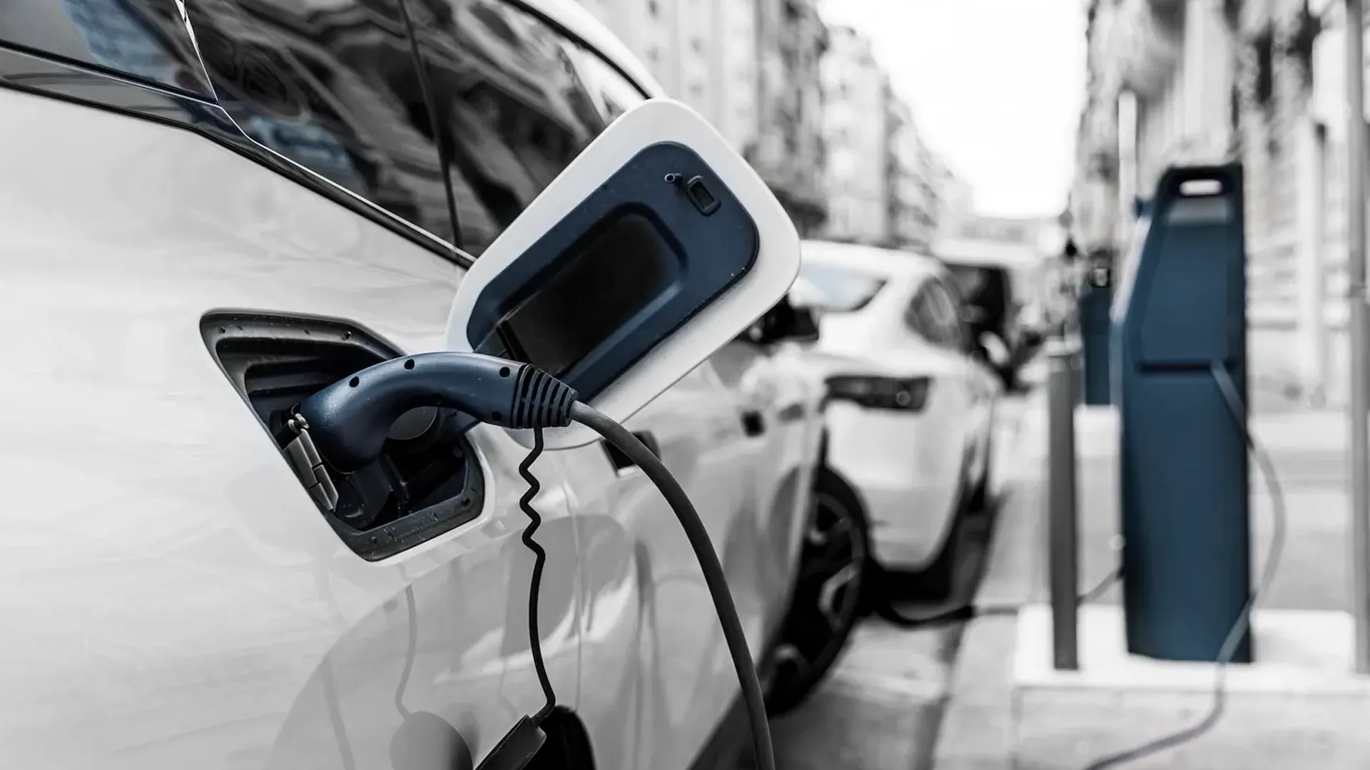COMAUTO DEMOLIZIONI E RICAMBI - Smaltimento veicoli elettrici