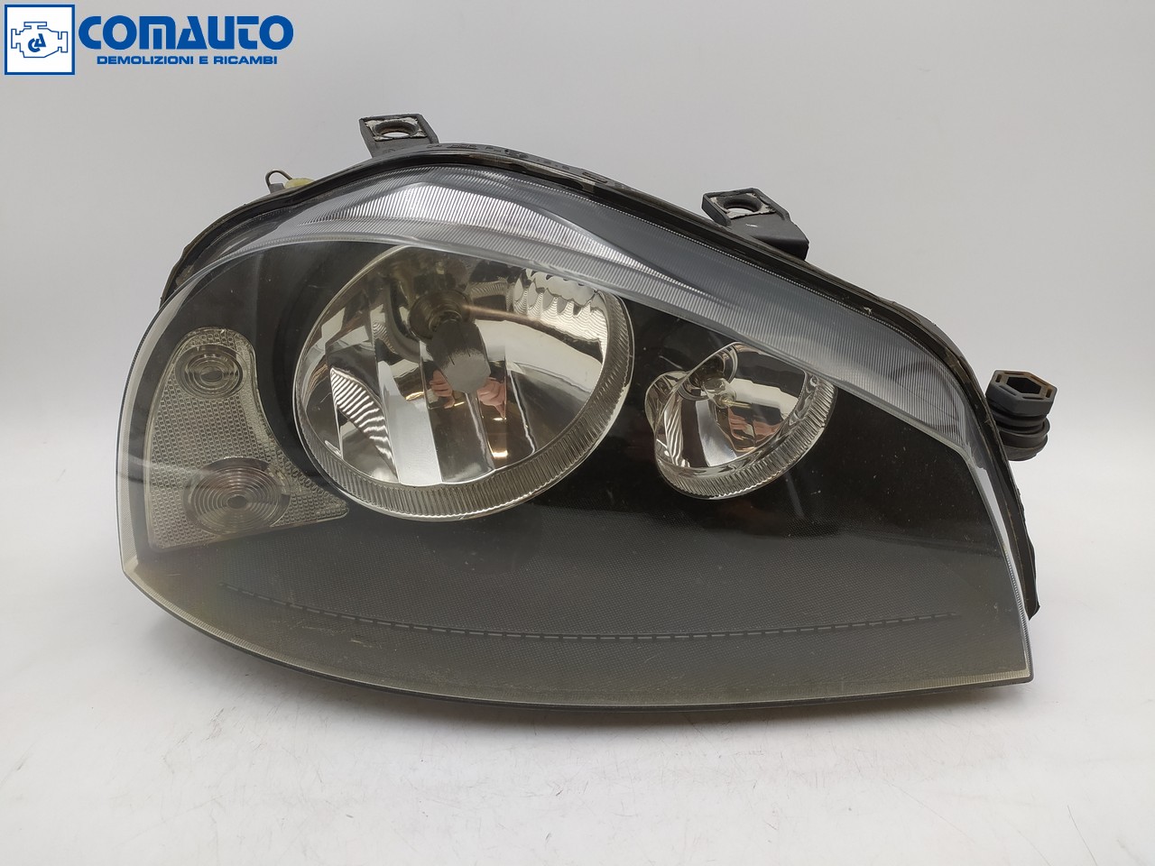 Faro ant dx SEAT AROSA