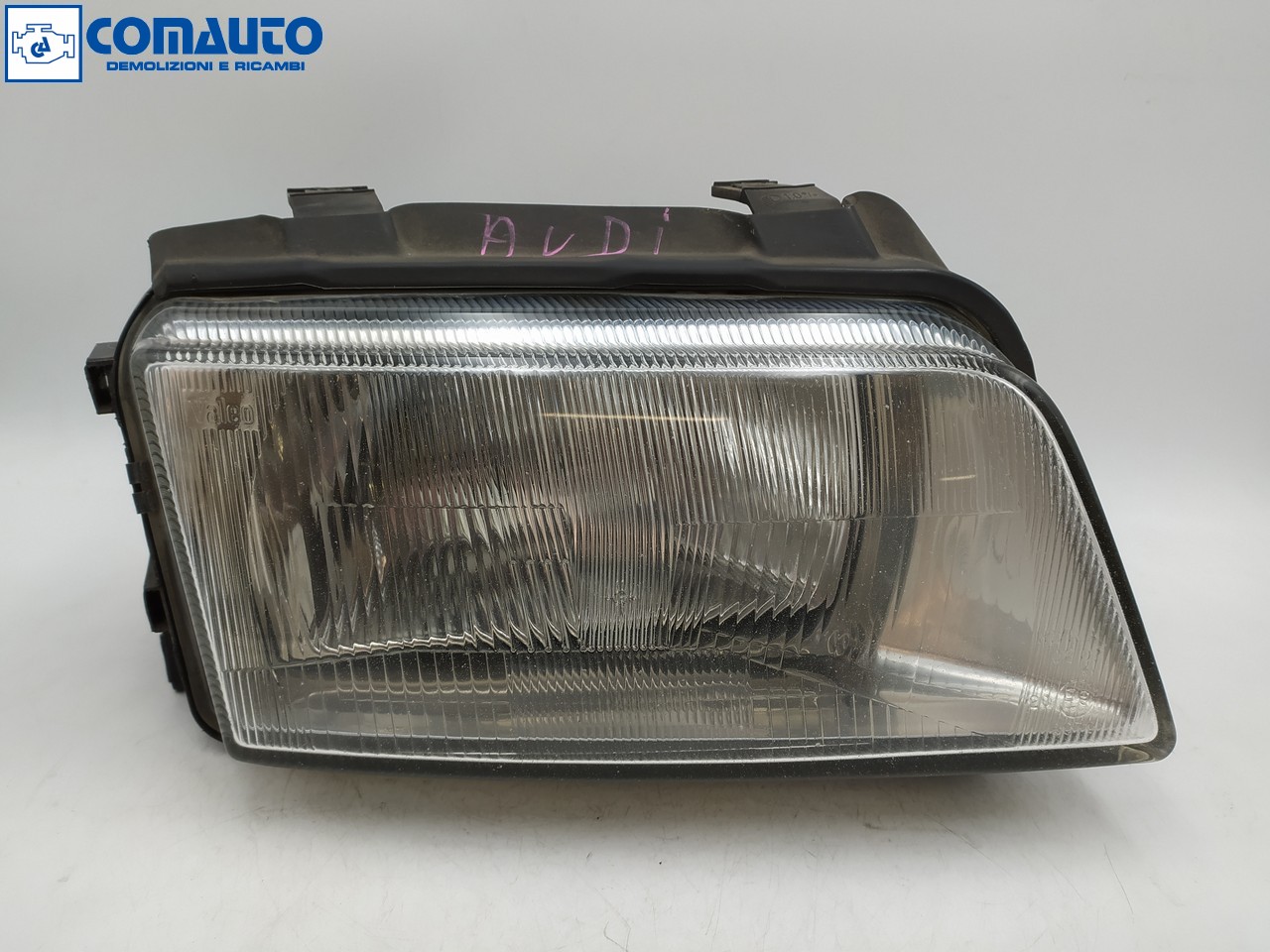 Faro ant dx AUDI A4