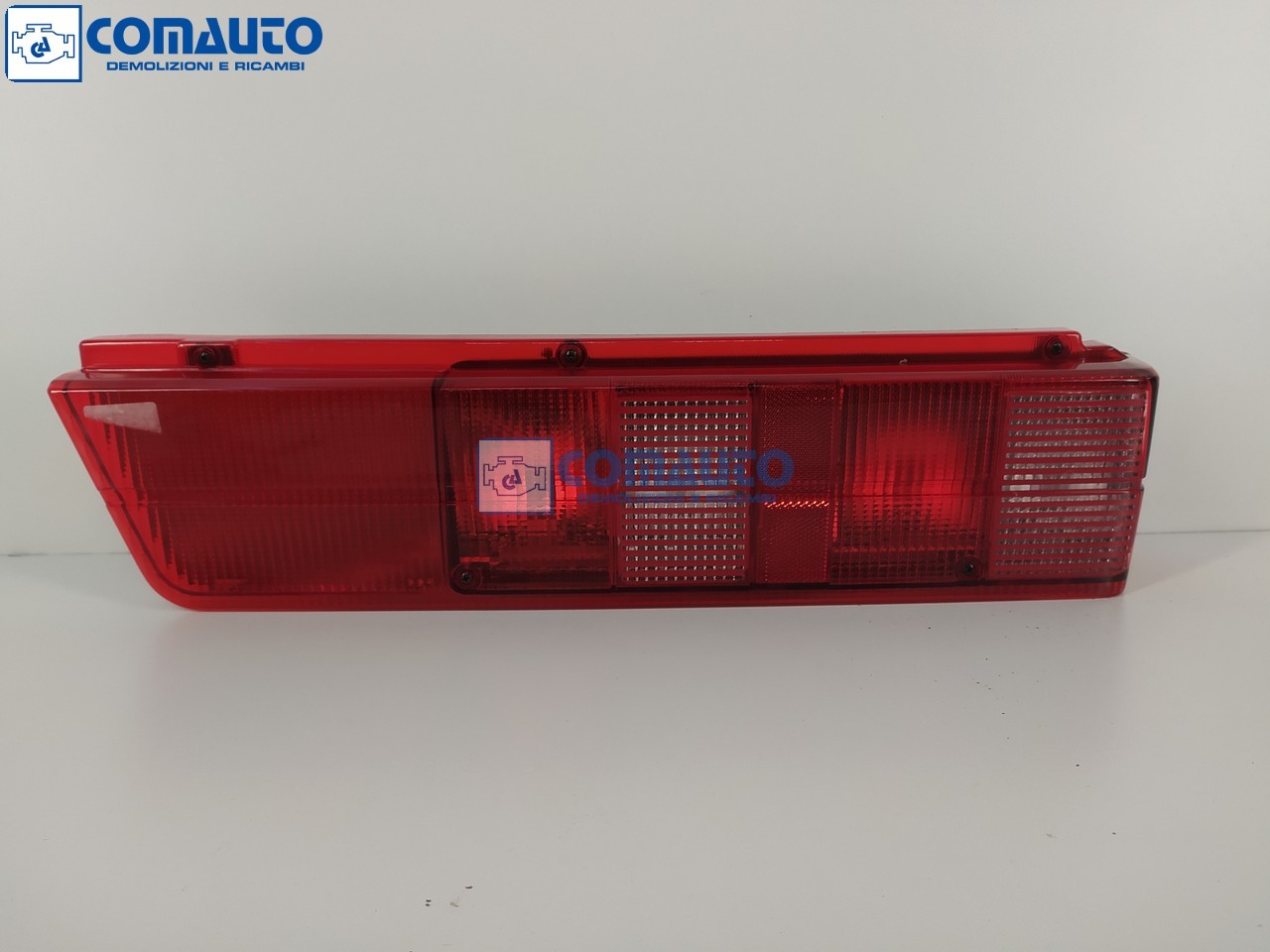 Fanale post dx LANCIA Y10