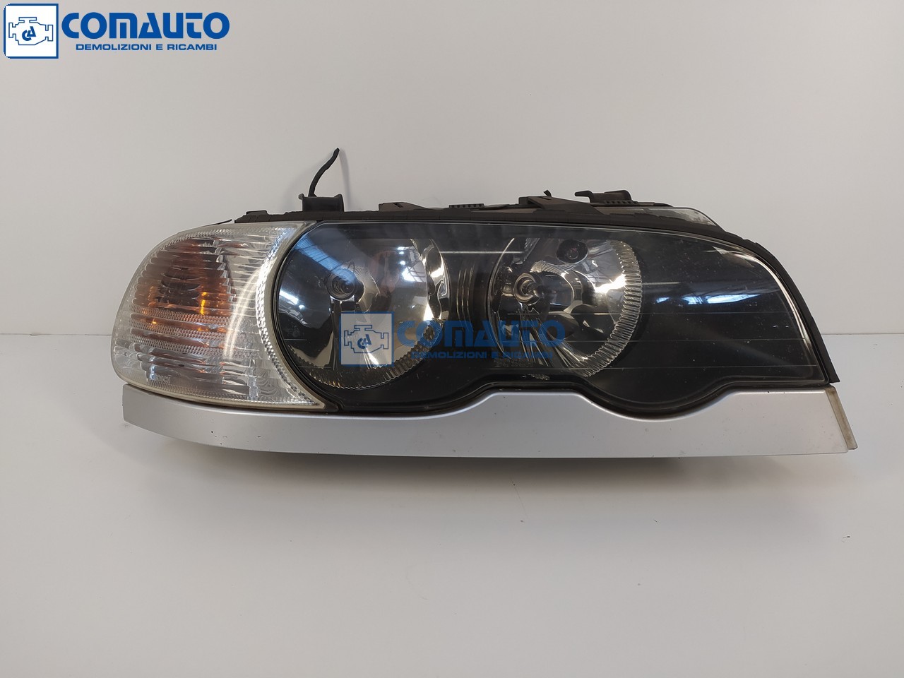 Faro ant dx BMW 3