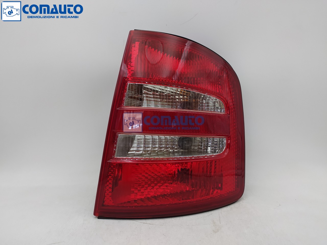 Fanale post dx SKODA FABIA