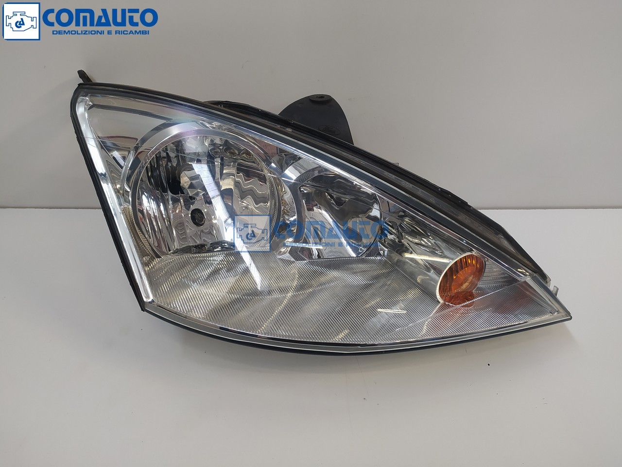 Faro ant dx FORD FOCUS