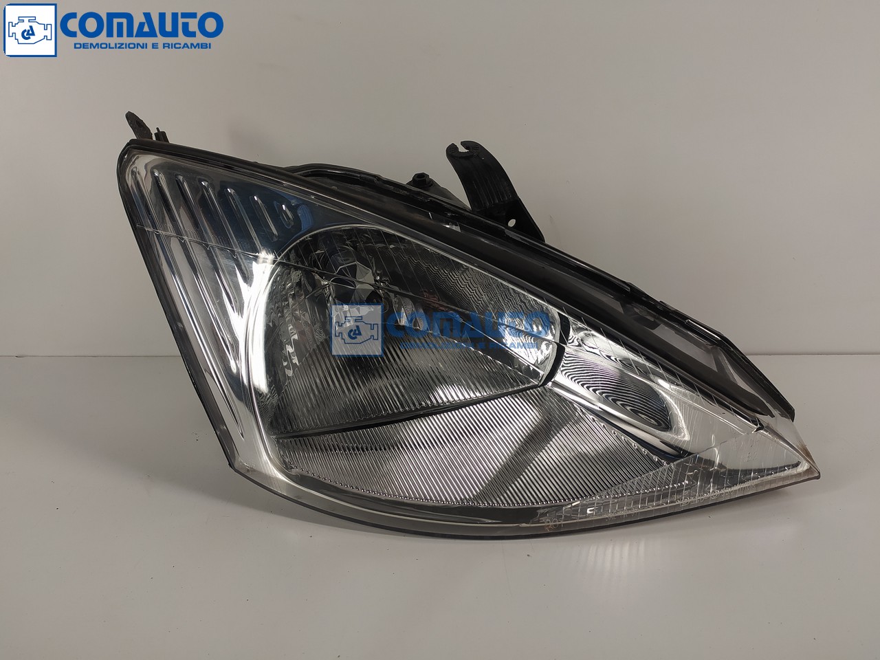 Faro ant dx FORD FOCUS