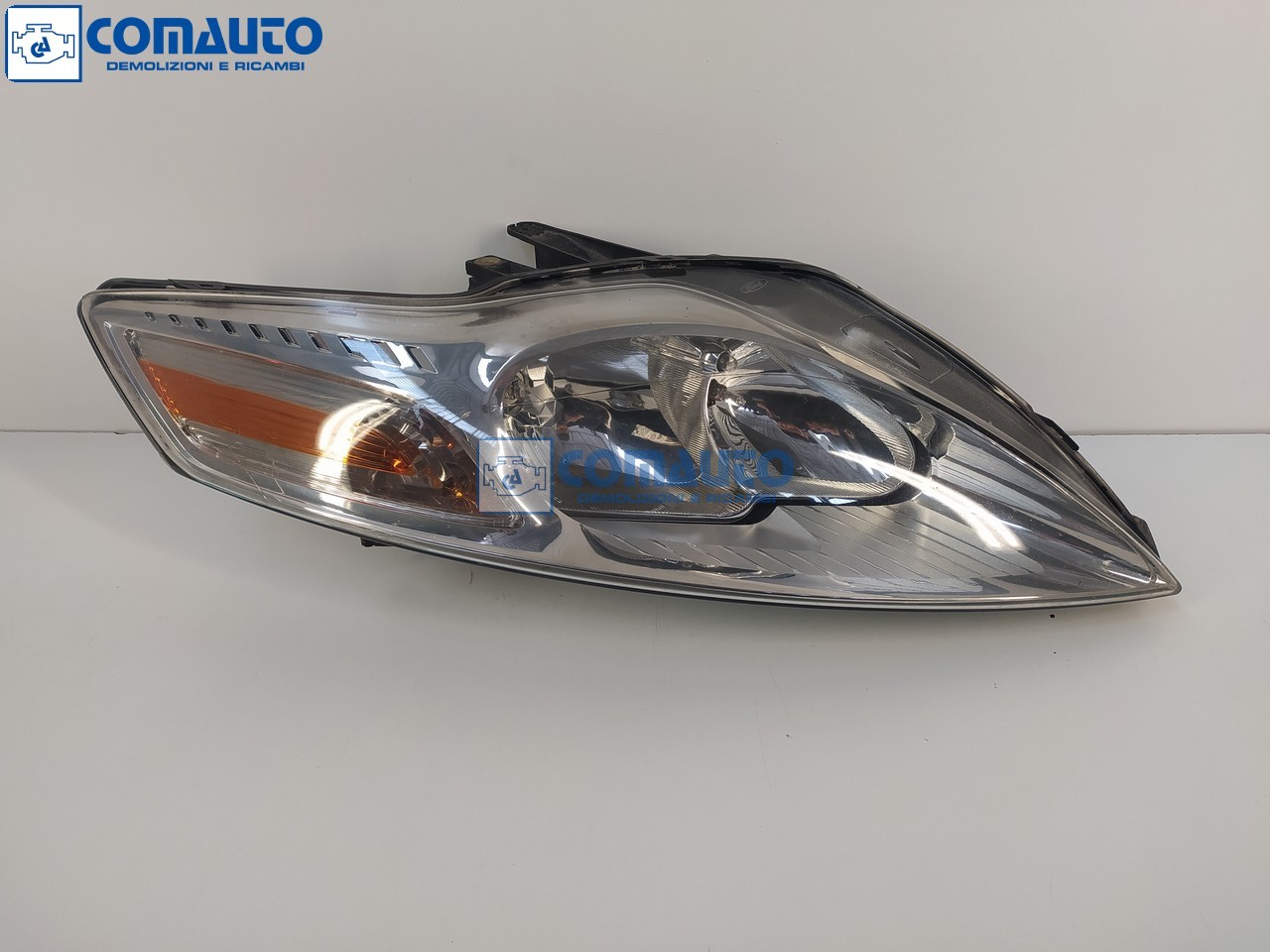 Faro ant dx FORD MONDEO