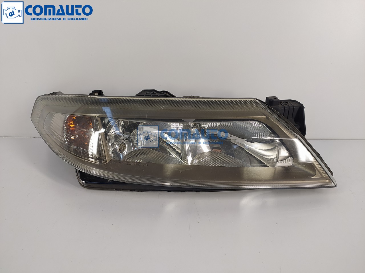 Faro ant dx RENAULT LAGUNA