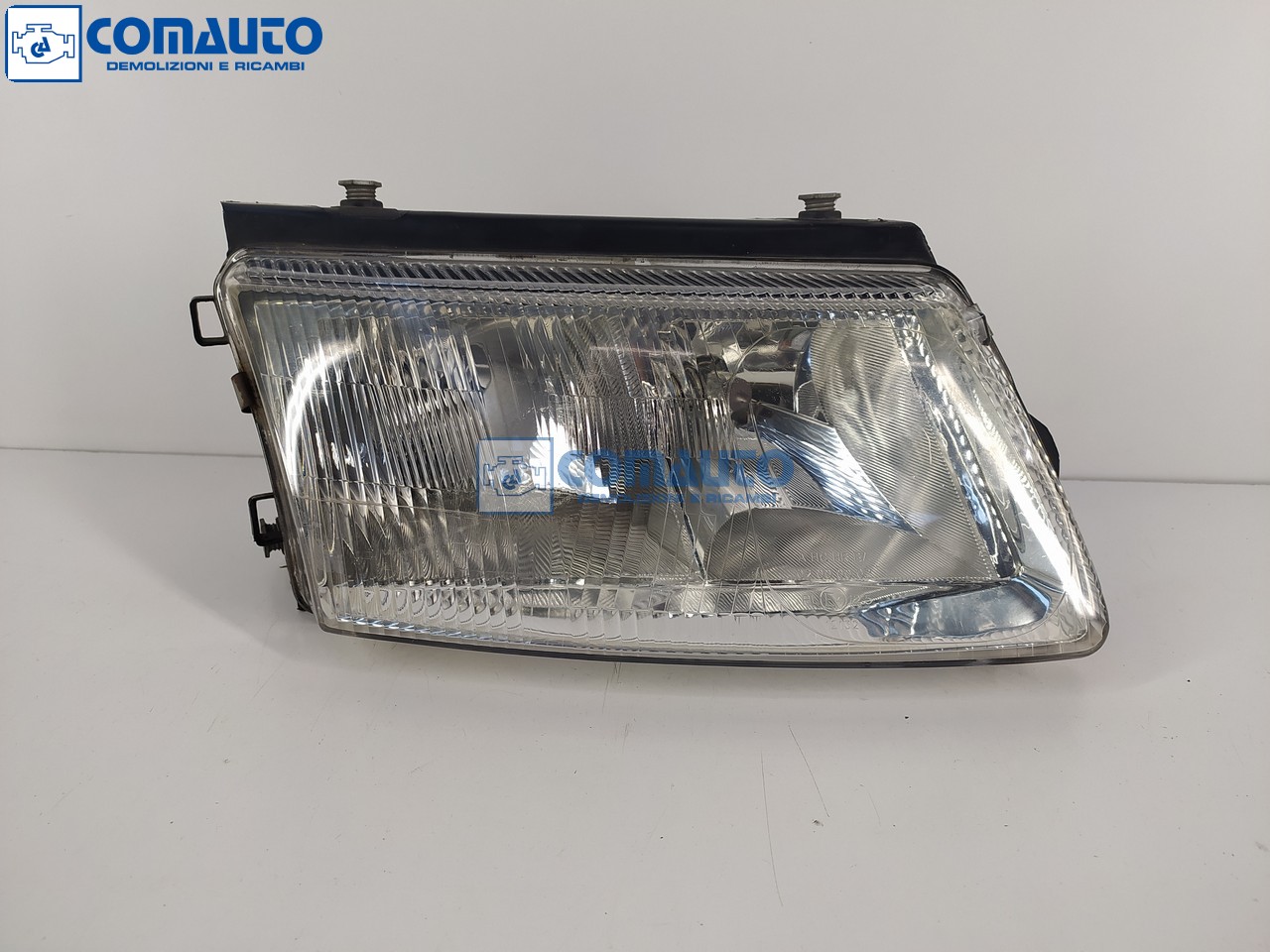 Faro ant dx VOLKSWAGEN PASSAT