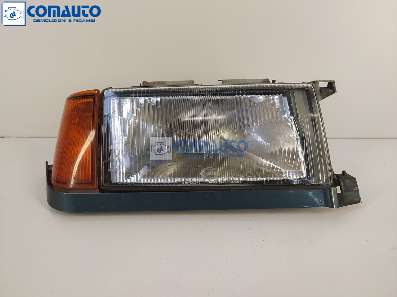 Faro ant dx VOLVO 440