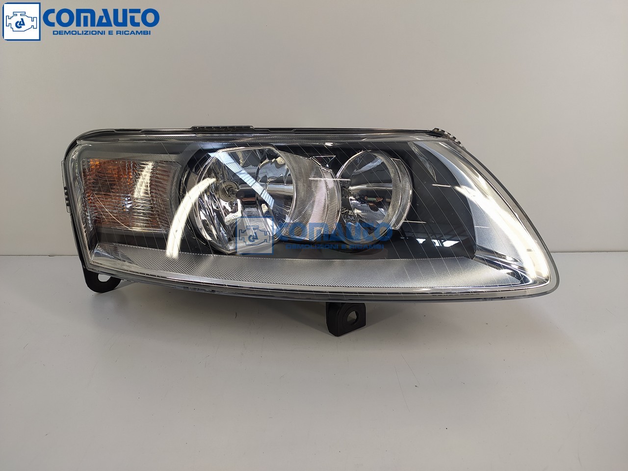 Faro ant dx AUDI A6