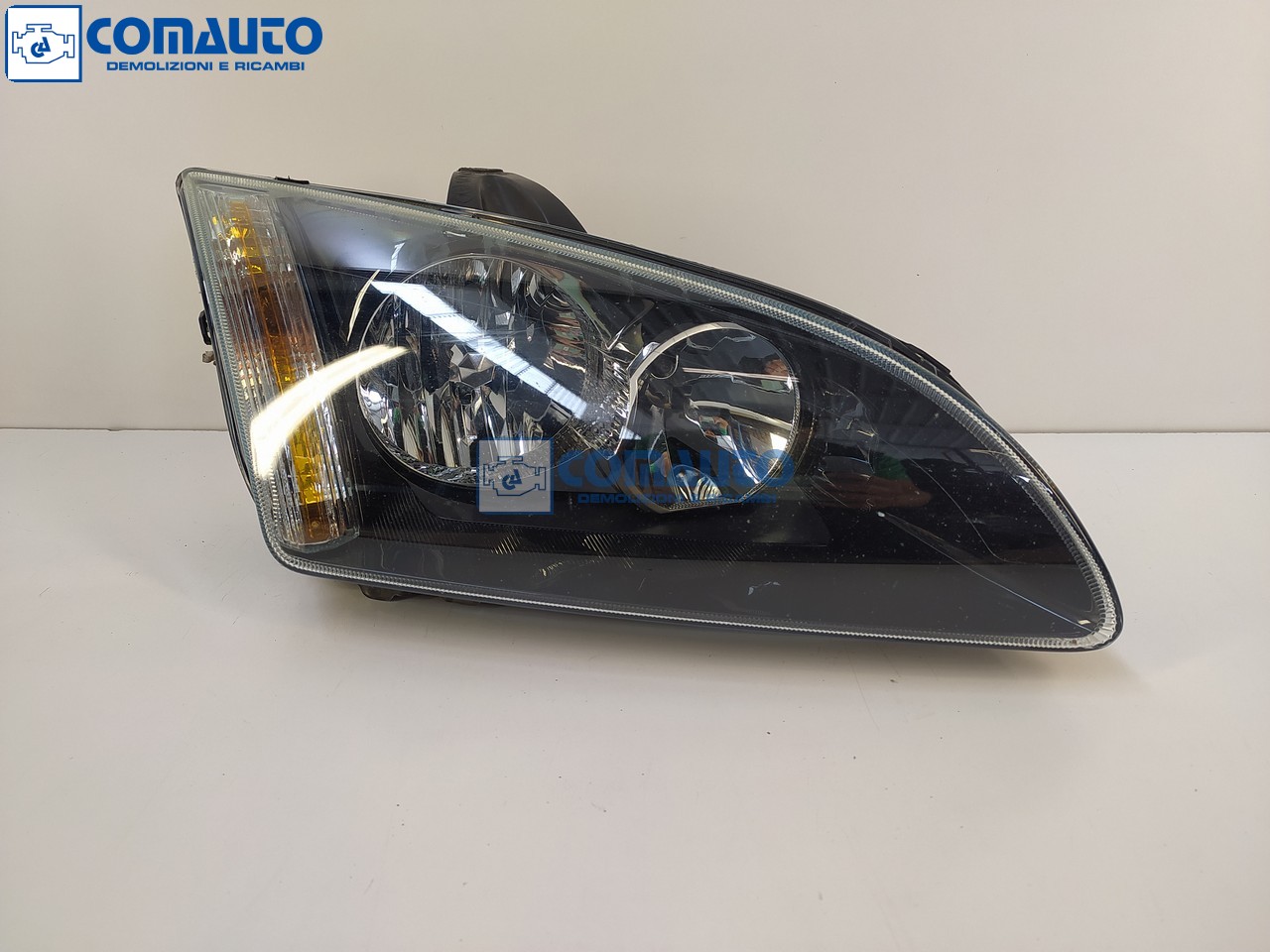 Faro ant dx FORD FOCUS