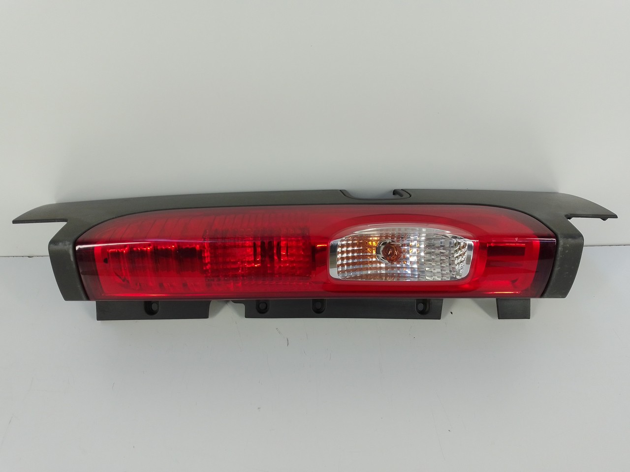 Fanale post dx RENAULT TRAFIC