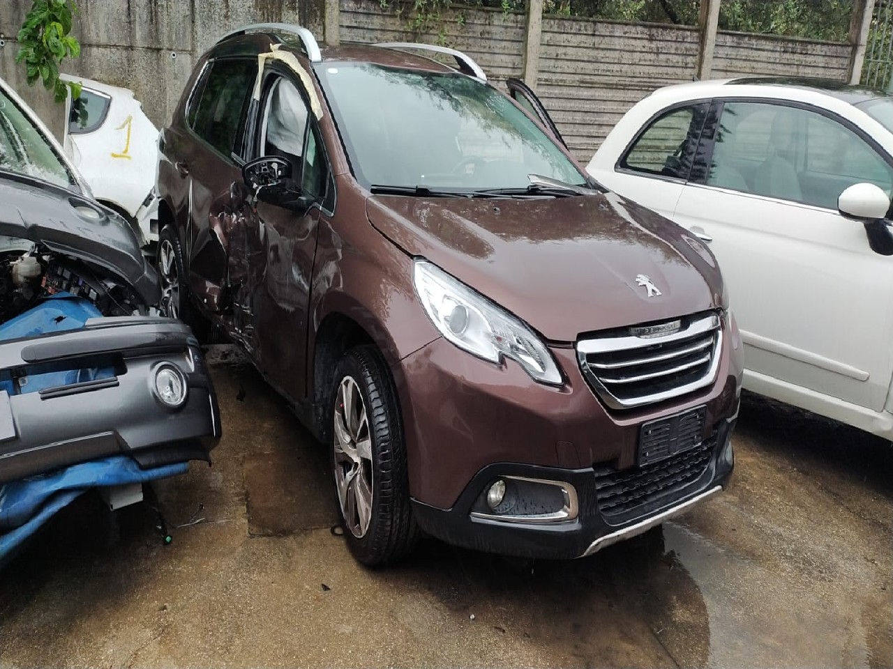 Auto completa per ricambi PEUGEOT 2008