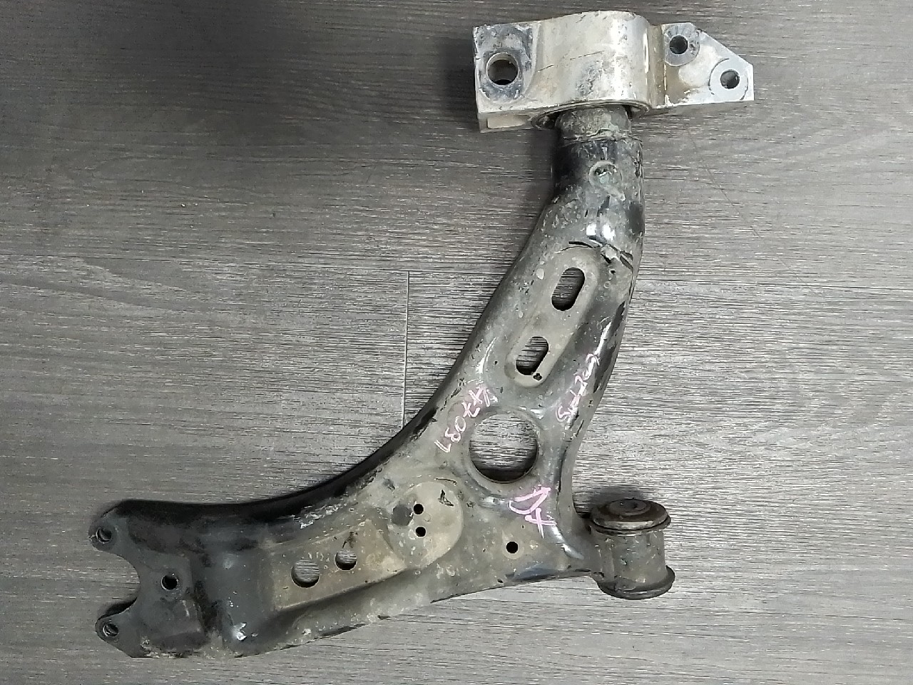 Trapezio dx VOLKSWAGEN GOLF