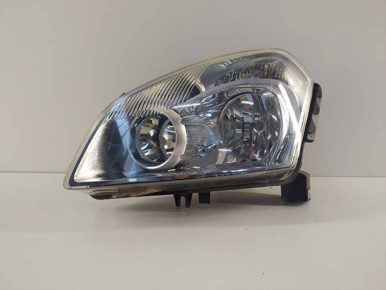 Faro ant sx NISSAN QASHQAI