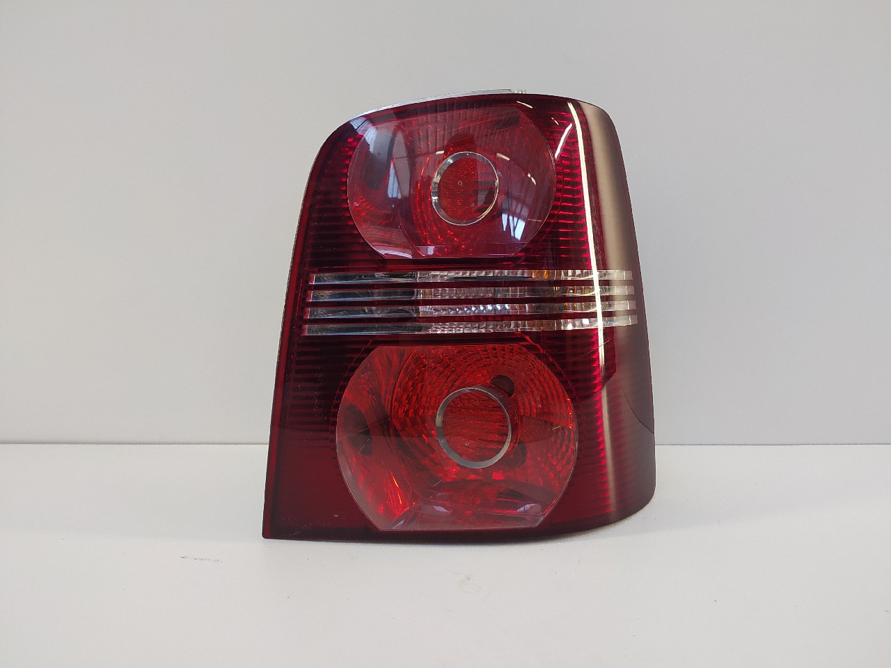 Fanale post dx VOLKSWAGEN TOURAN