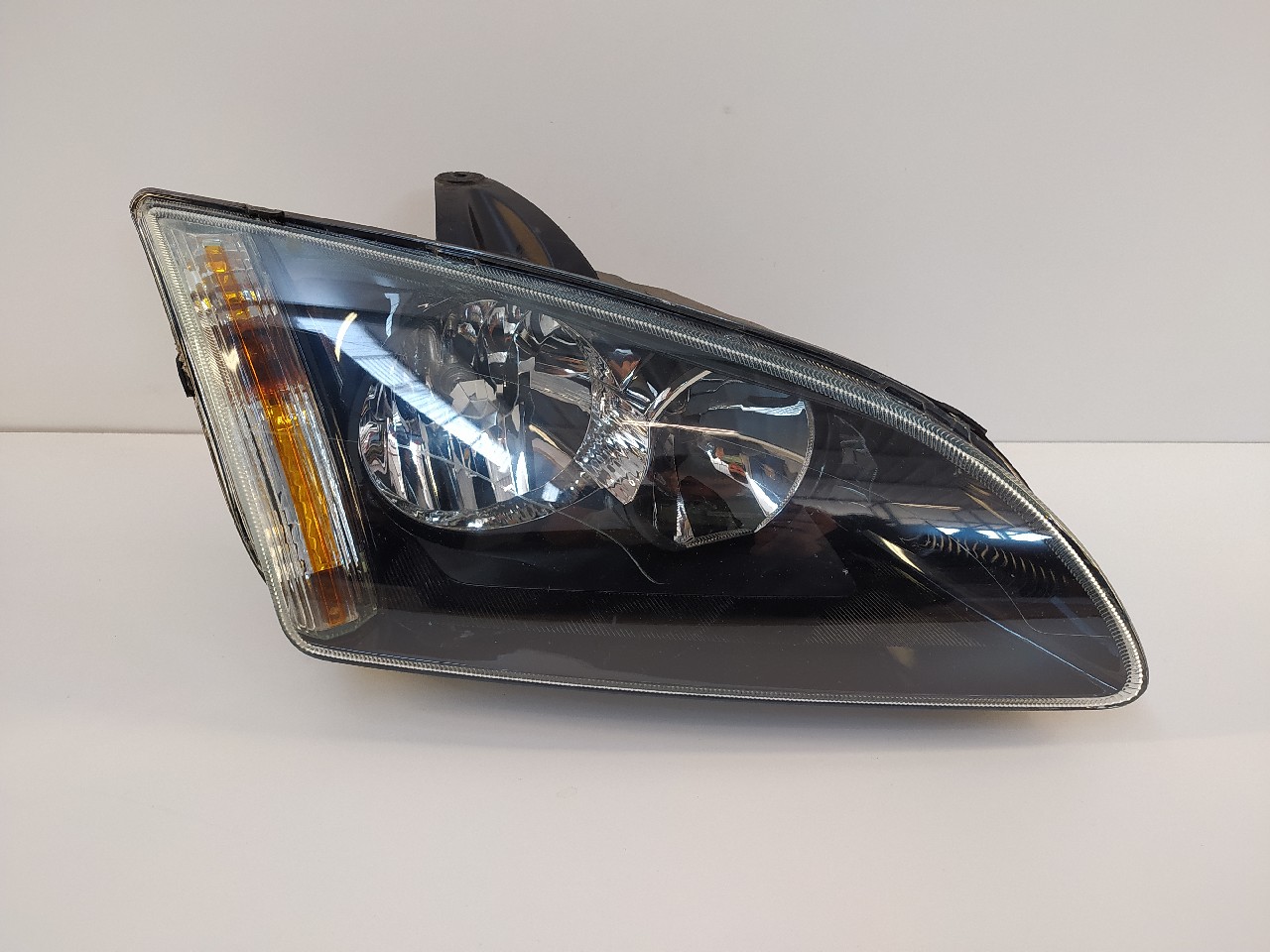 Faro ant dx FORD FOCUS