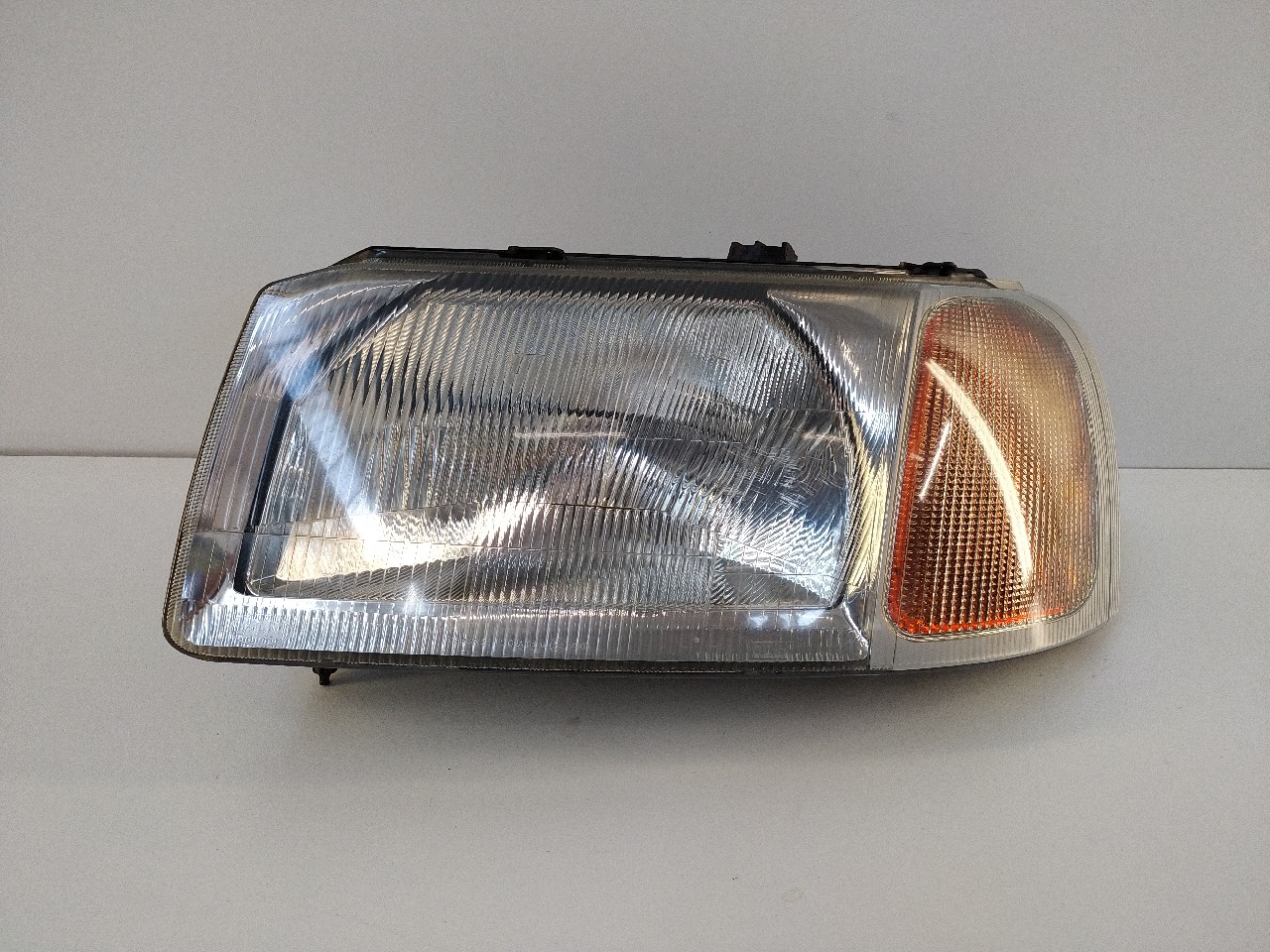 Faro ant sx LAND ROVER FREELANDER