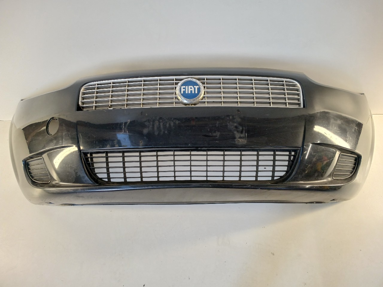 Paraurti ant FIAT GRANDE