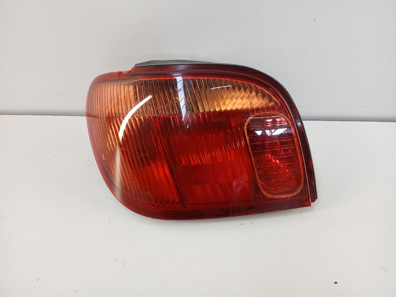 Fanale post sx TOYOTA YARIS