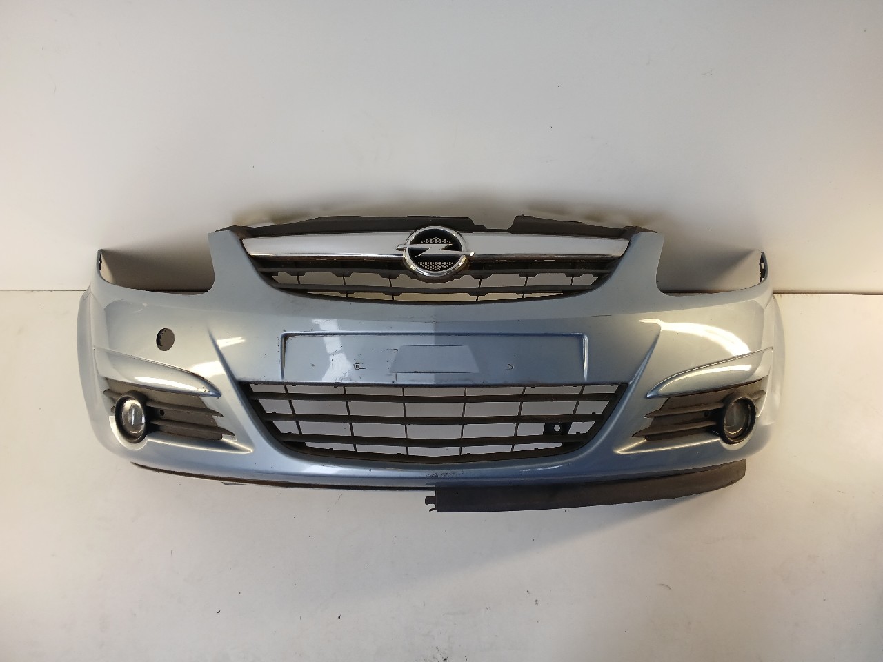 Paraurti ant OPEL CORSA