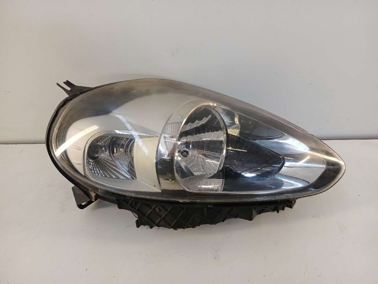 Faro ant dx FIAT PUNTO