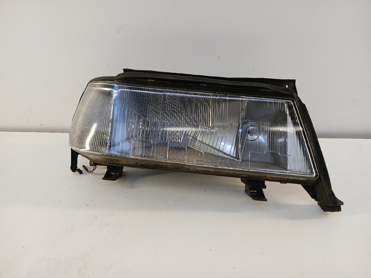 Faro ant dx LANCIA THEMA