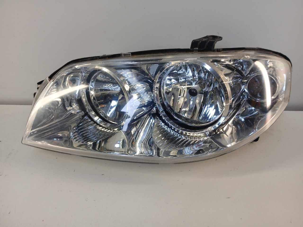 Faro ant sx FIAT PUNTO