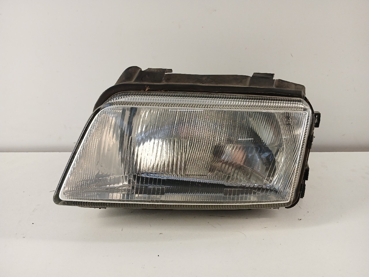 Faro ant sx AUDI A4