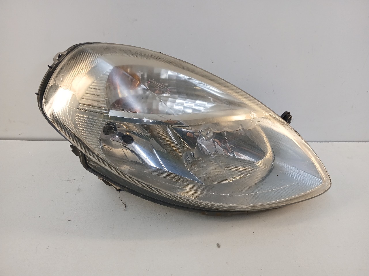 Faro ant dx LANCIA YPSILON