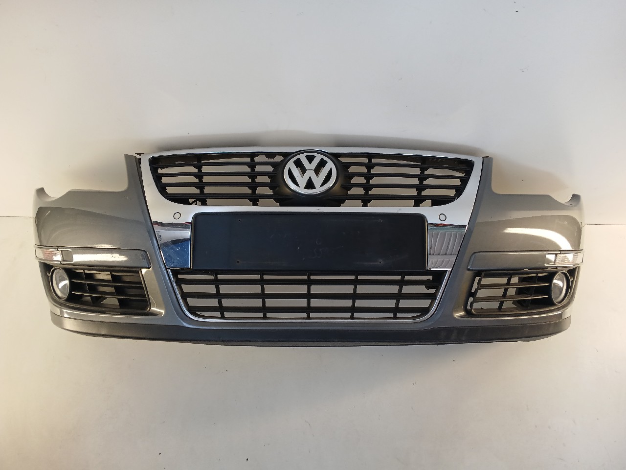 Paraurti ant VOLKSWAGEN PASSAT