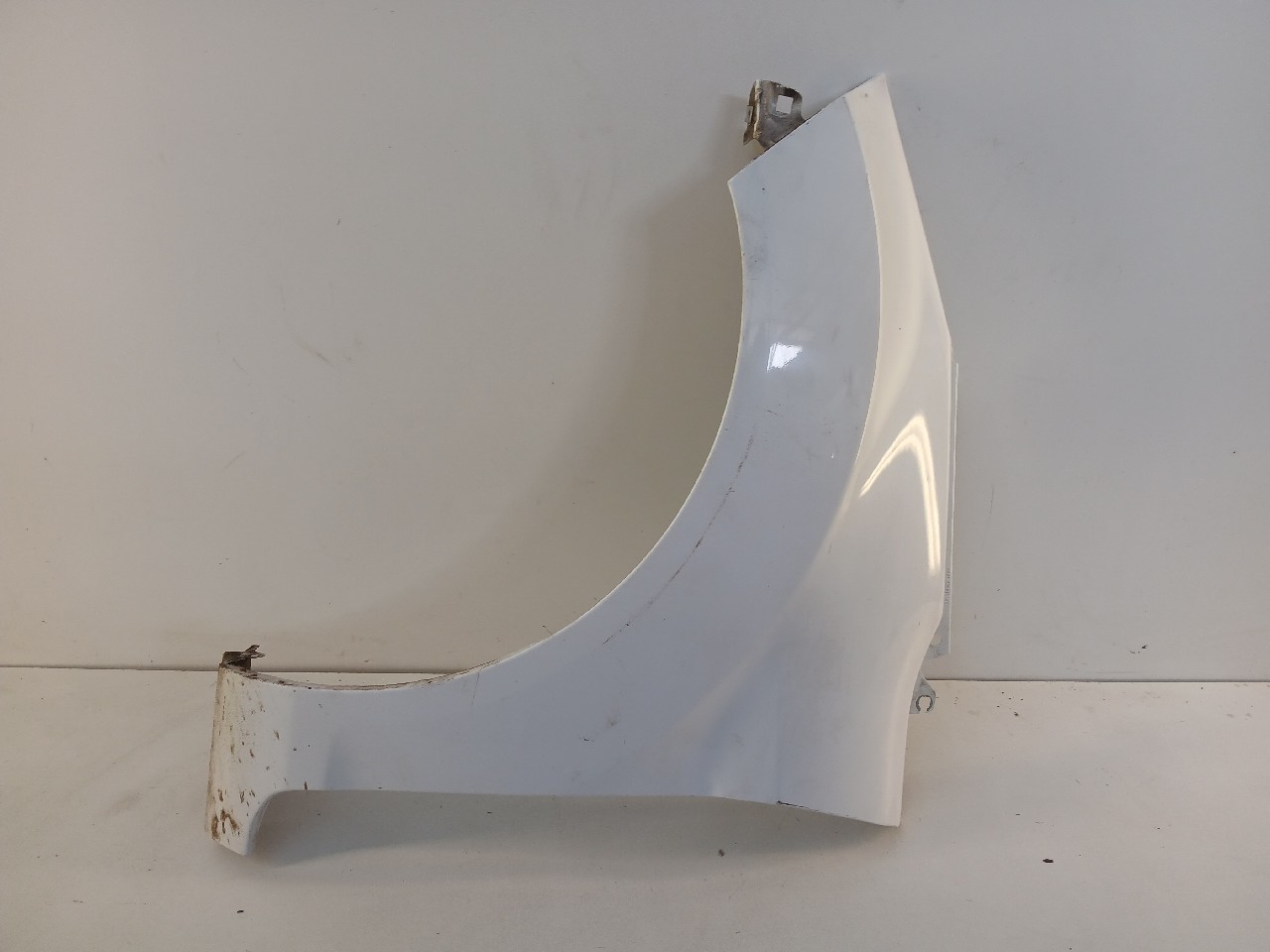 Parafango ant sx FORD FIESTA