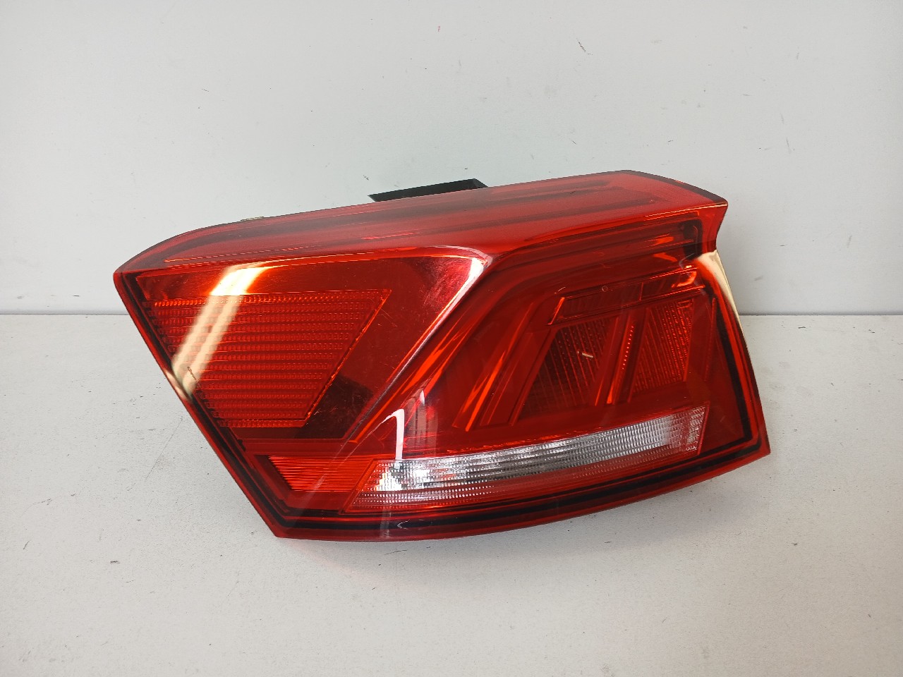 Fanale post sx VOLKSWAGEN T-ROC