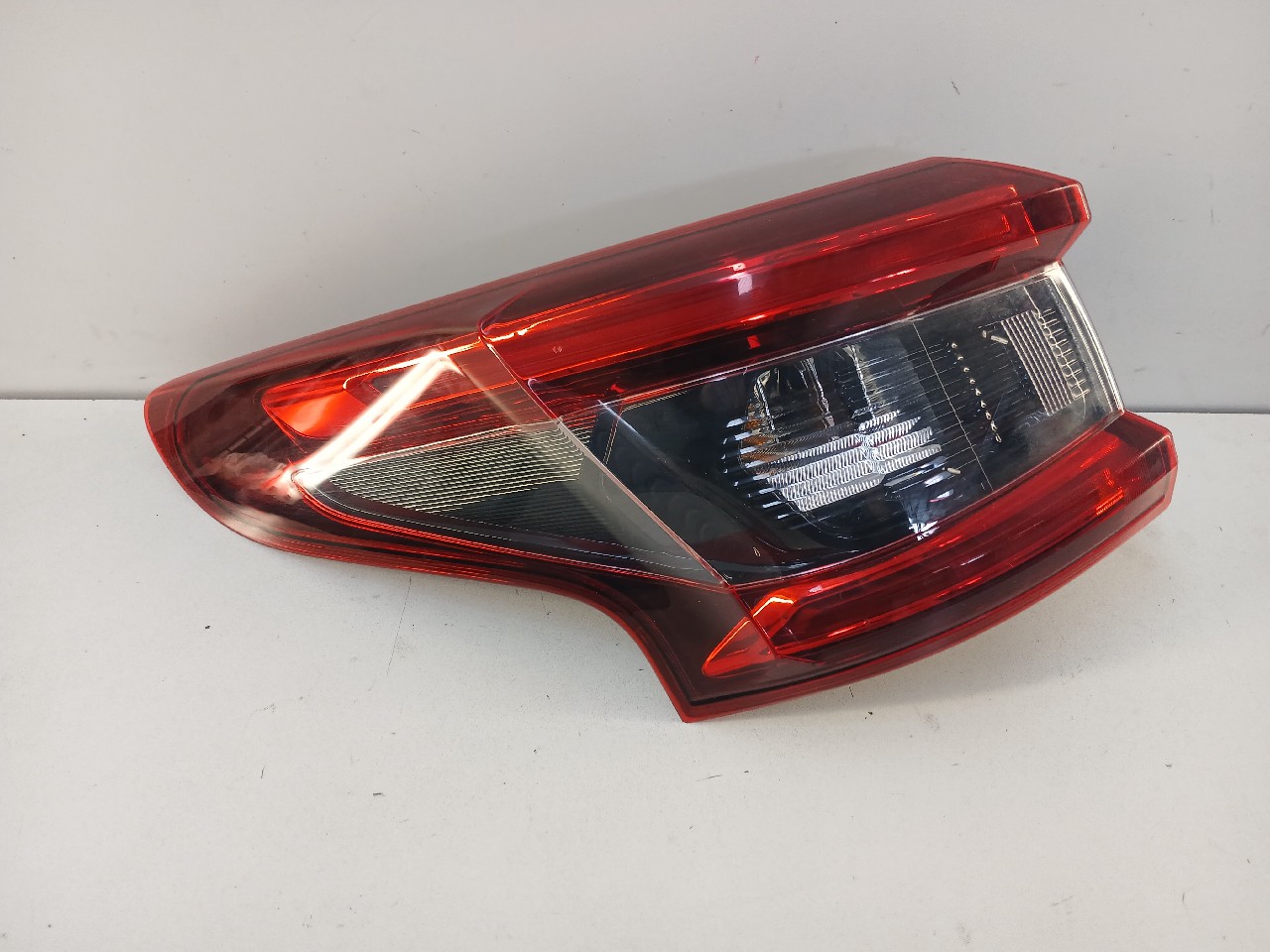 Fanale post sx NISSAN QASHQAI