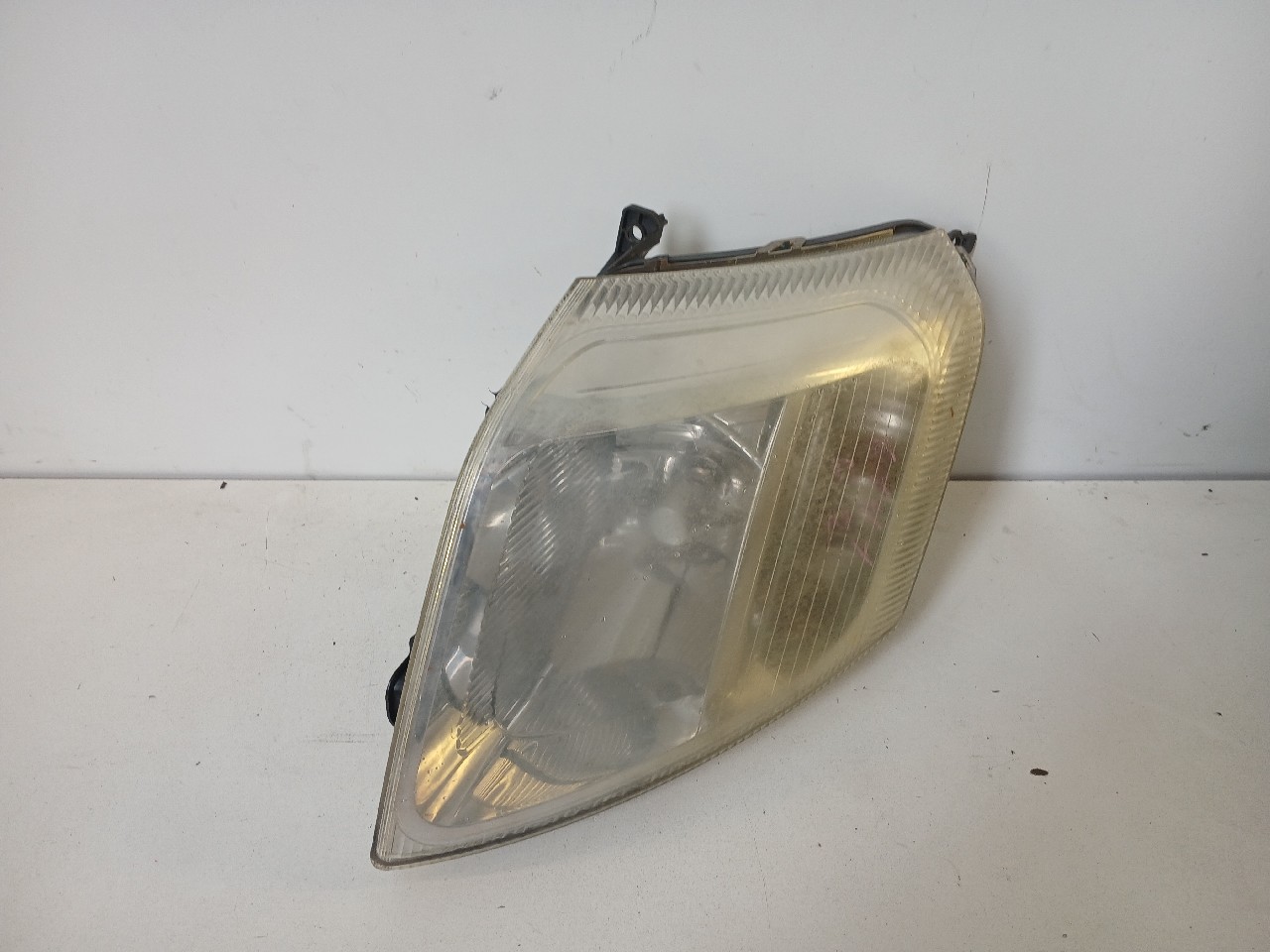 Faro ant dx CITROEN C2