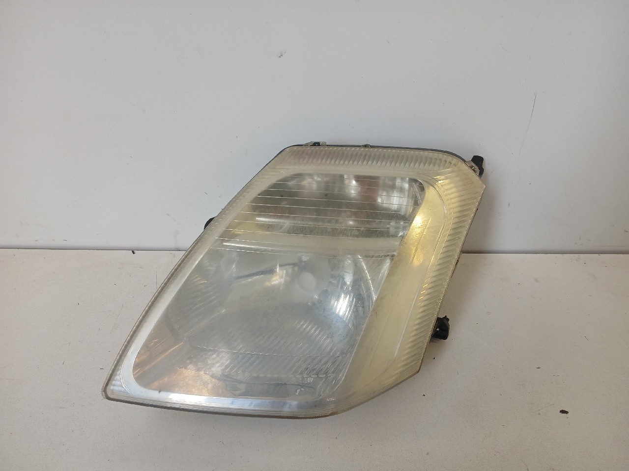 Faro ant sx CITROEN C2