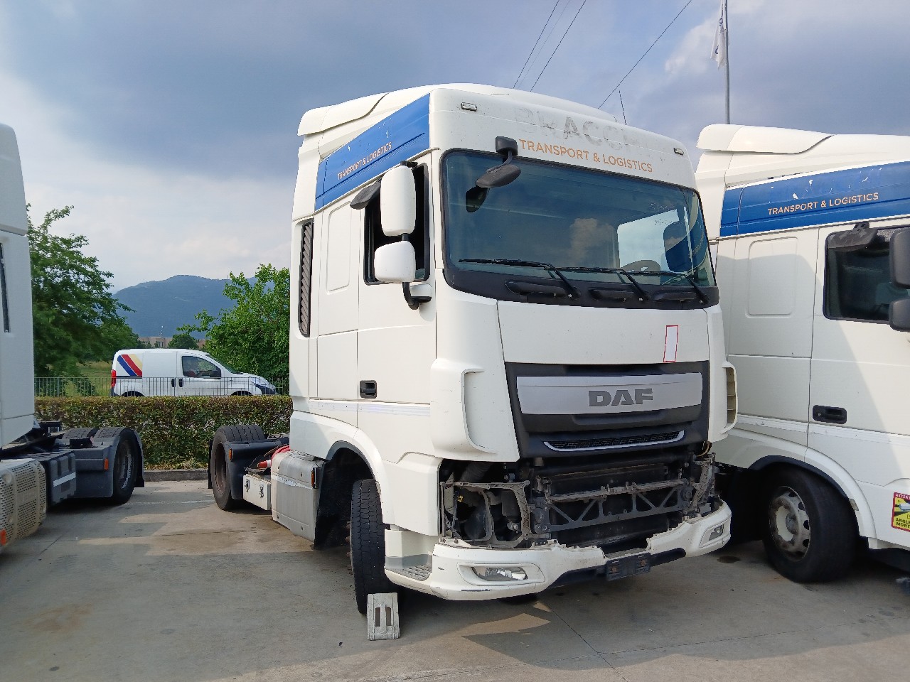 Auto completa per ricambi DAF XF440