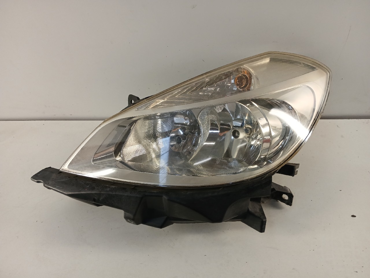 Faro ant sx RENAULT CLIO