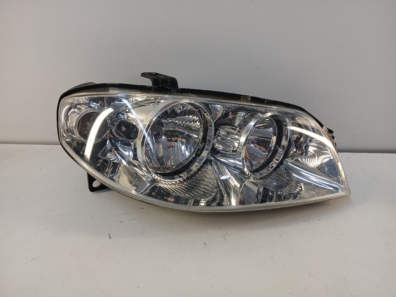 Faro ant dx FIAT PUNTO