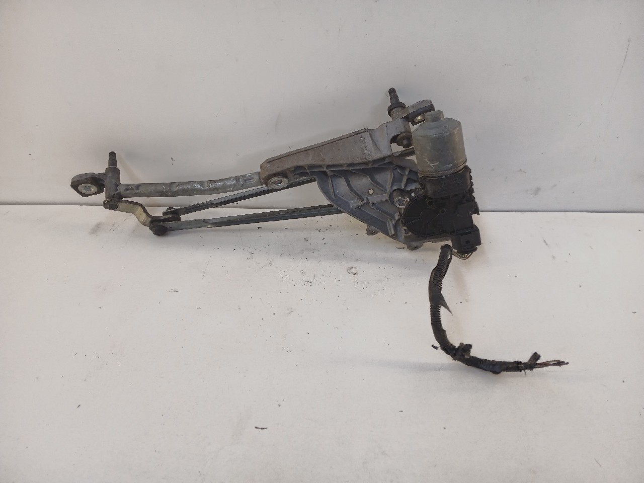 Motorino tergicristallo FORD FIESTA