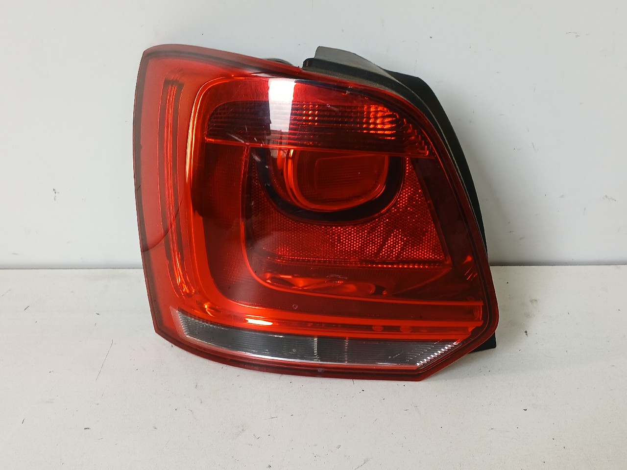 Fanale post sx VOLKSWAGEN POLO