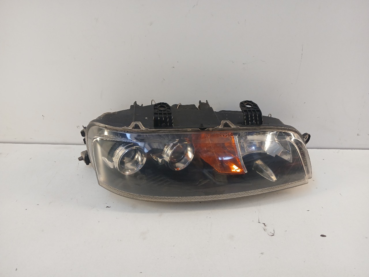 Faro ant dx FIAT PUNTO