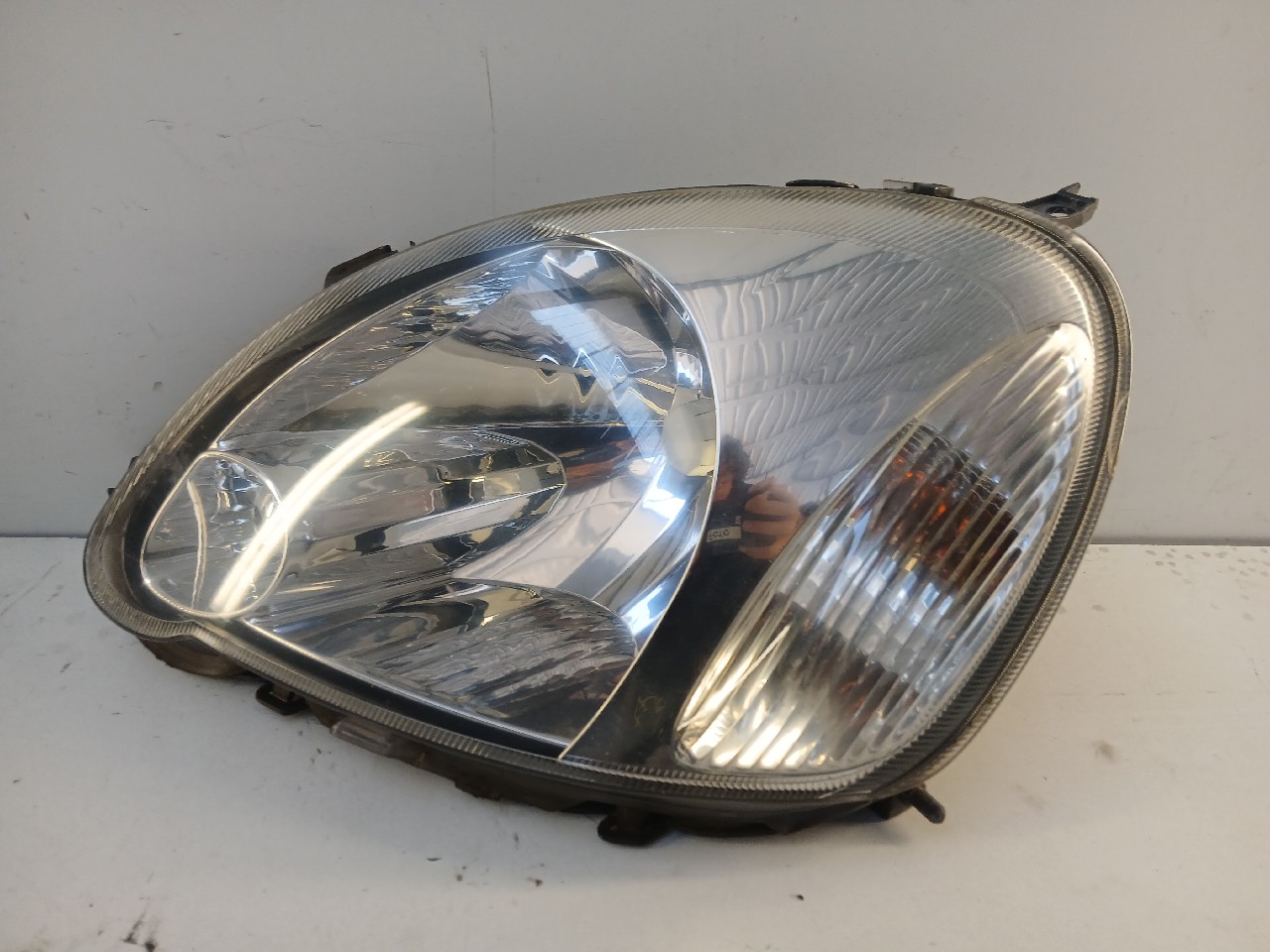 Faro ant sx TOYOTA YARIS