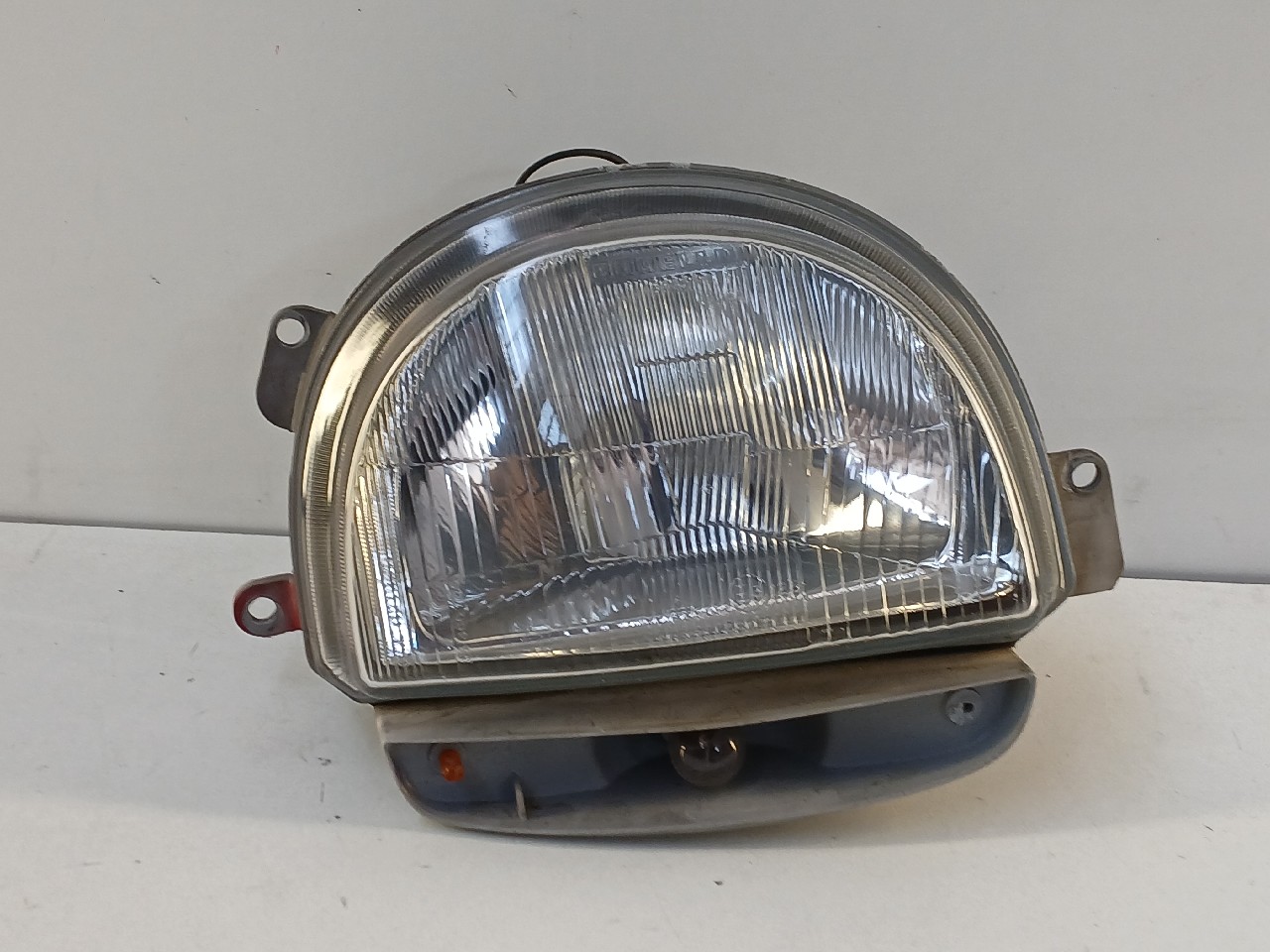 Faro ant dx RENAULT TWINGO