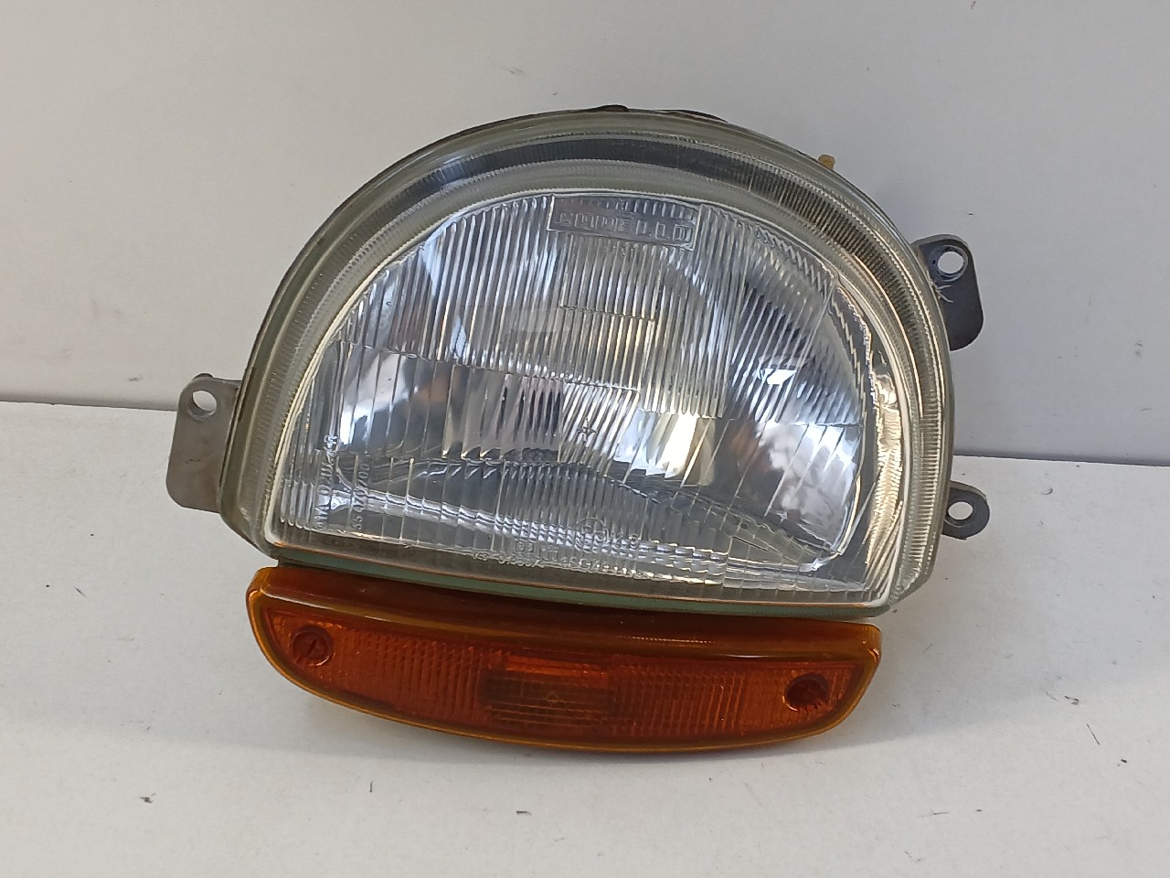 Faro ant sx RENAULT TWINGO