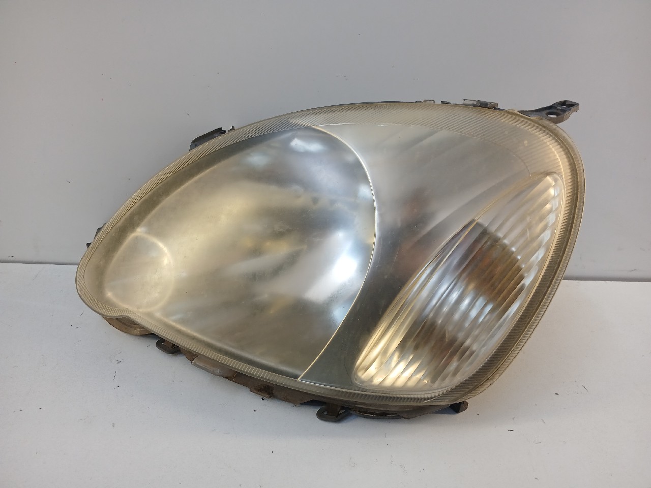 Faro ant sx TOYOTA YARIS