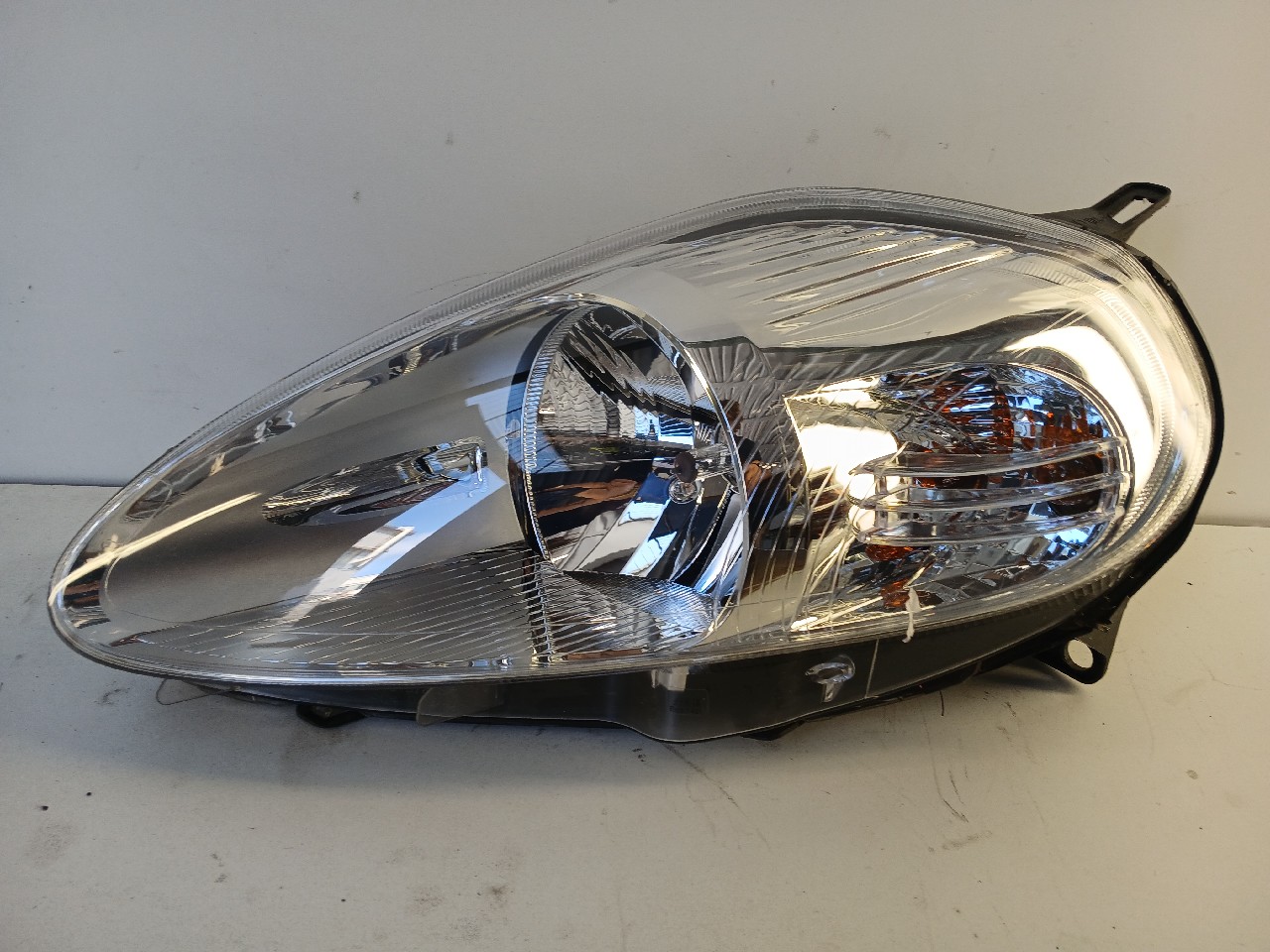 Faro ant sx FIAT GRANDE