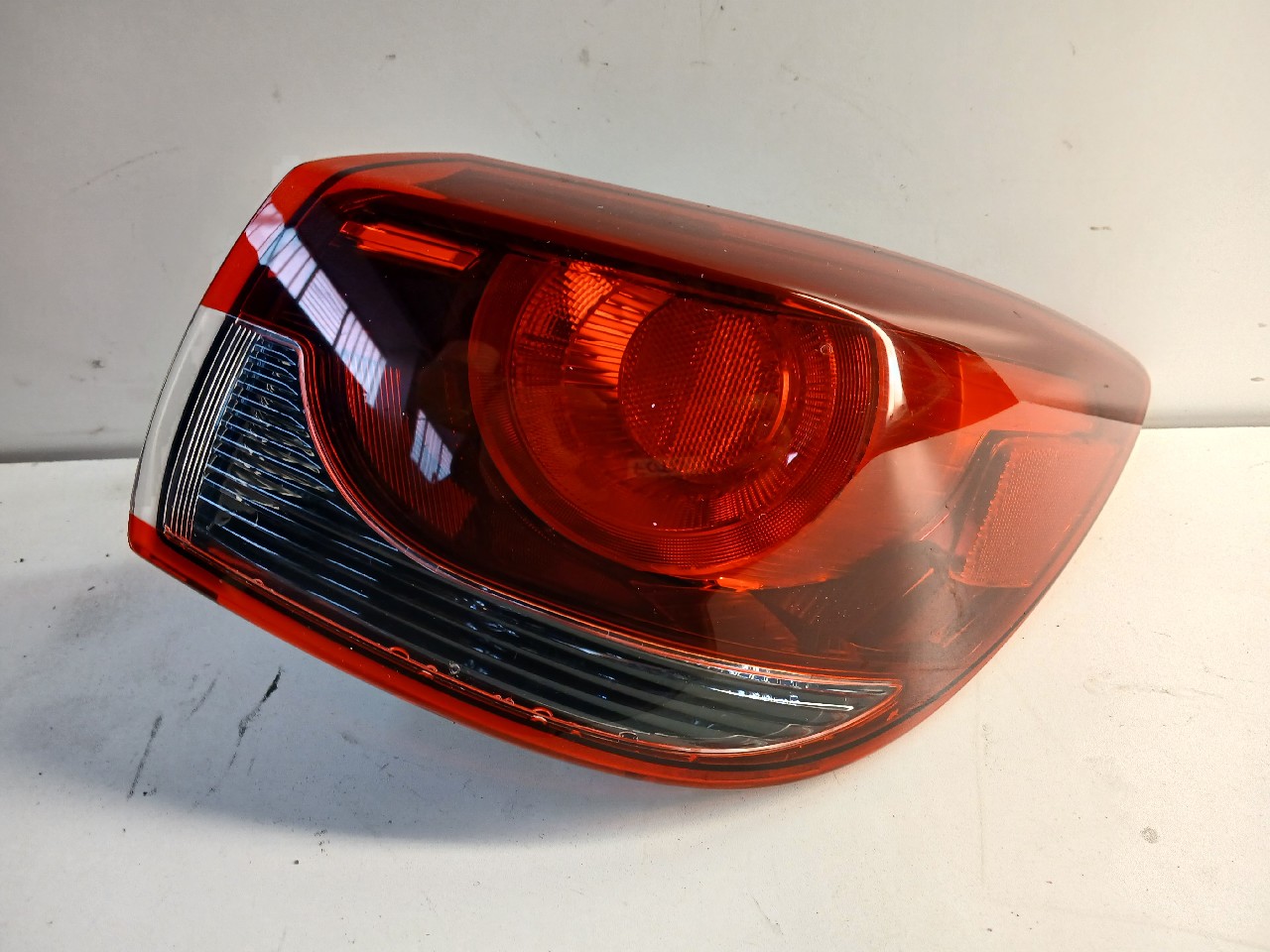Fanale post dx MAZDA 2