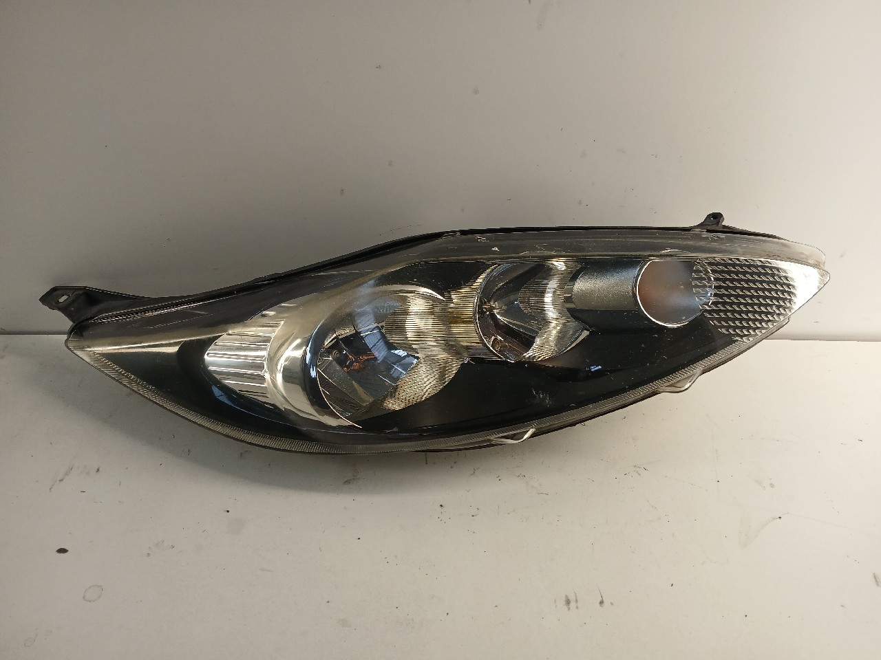 Faro ant dx FORD FIESTA