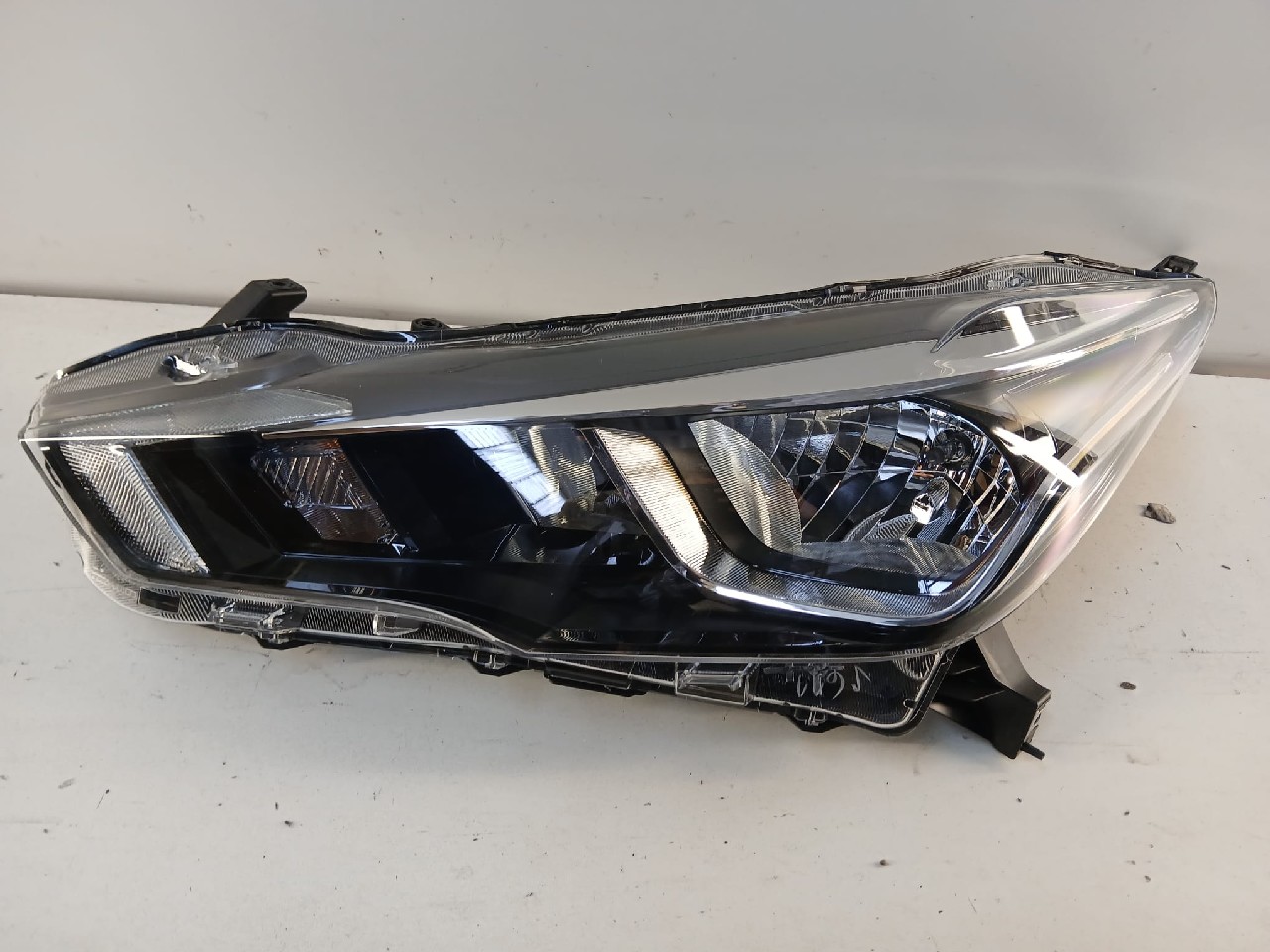 Faro ant sx NISSAN MICRA