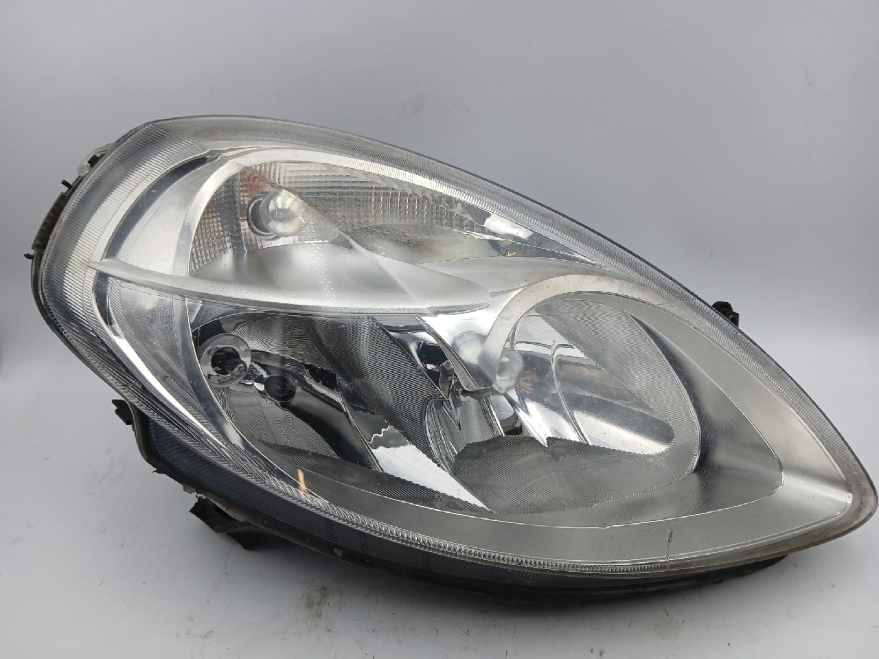 Faro ant dx LANCIA YPSILON